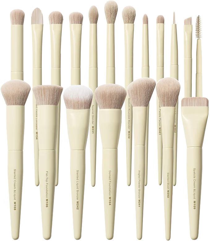 Buttery Blends Brush Set 18Pcs Face&Eye Makeup Brushes Set labeled Buttery Blends Brush Set 18Pcs Face&Eye Makeup Brushes Set labeled