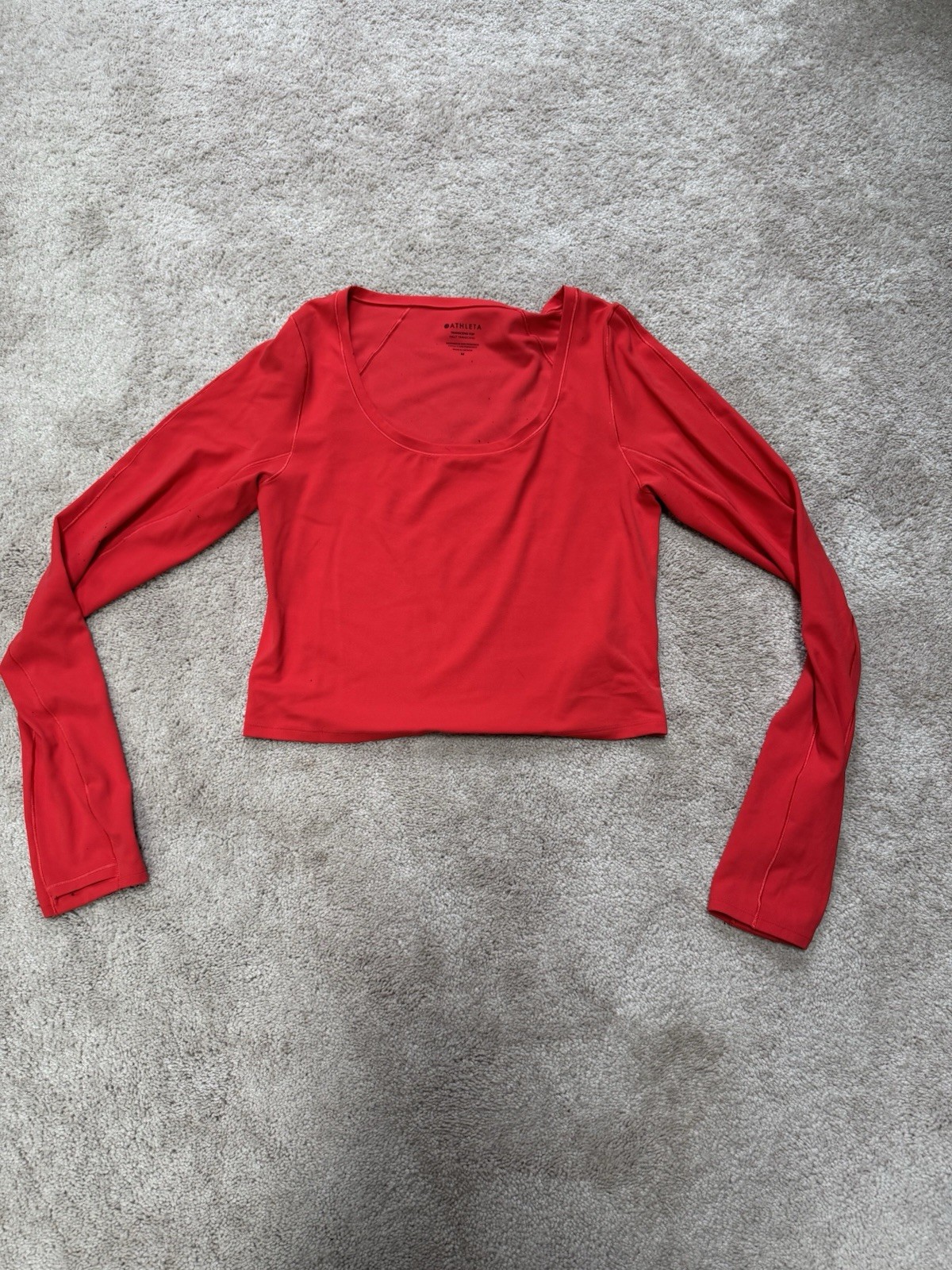 Athleta Transcend Women’s Red M Cropped Scoop Neck Long Sleeve Slim Stretch