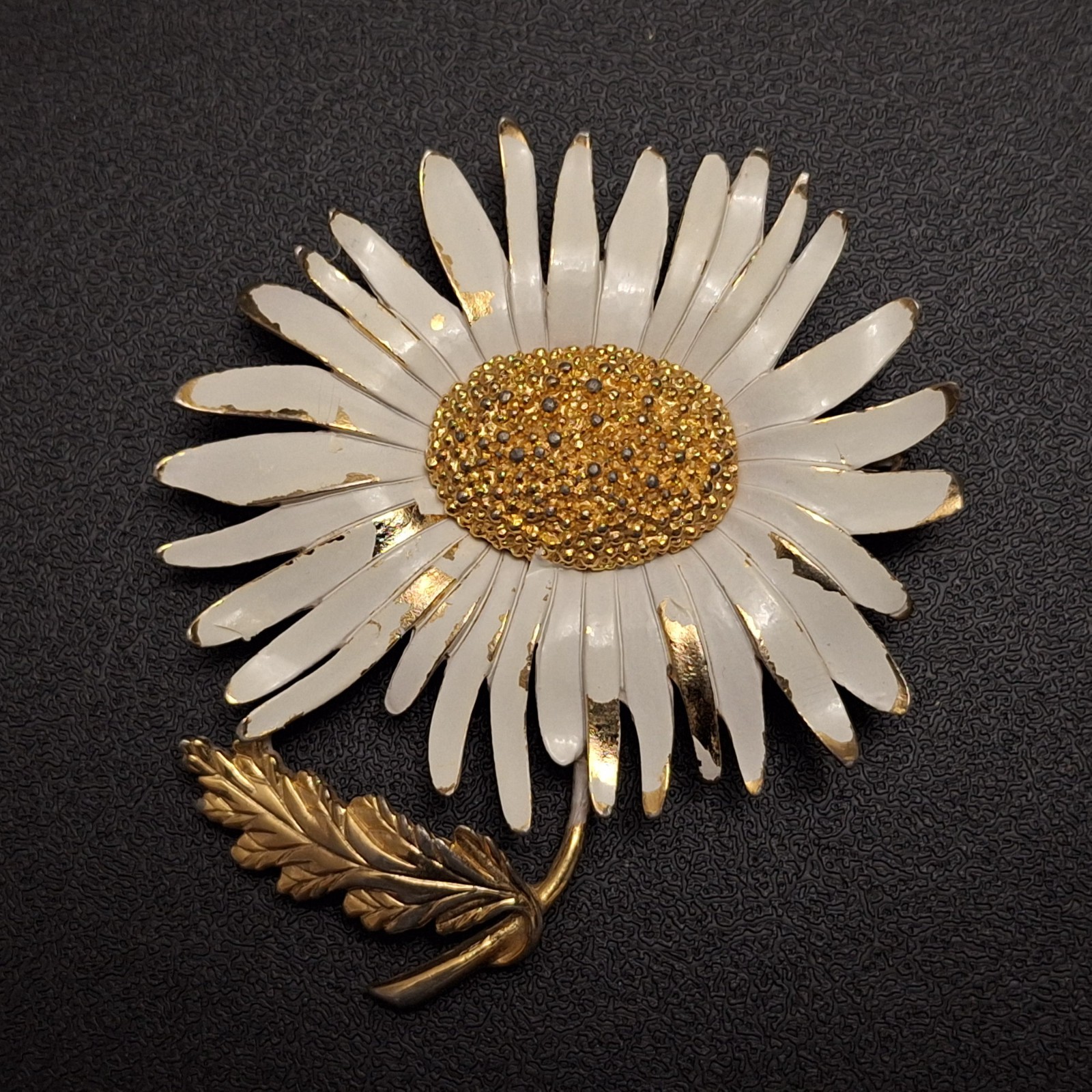 Vintage Marvella White Enamel Daisy Flower Brooch Gold Tone 1960s 70s Signed
