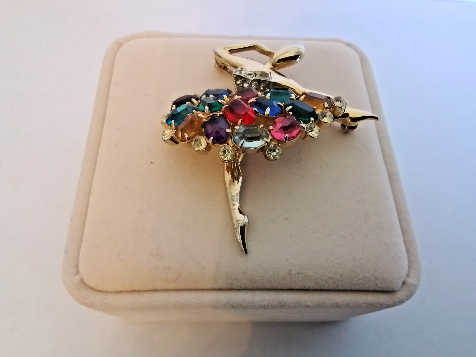 RARE MB Boucher \'Sonia\' Ballerina Tutu Pin With Stunning Multicoloured Gems