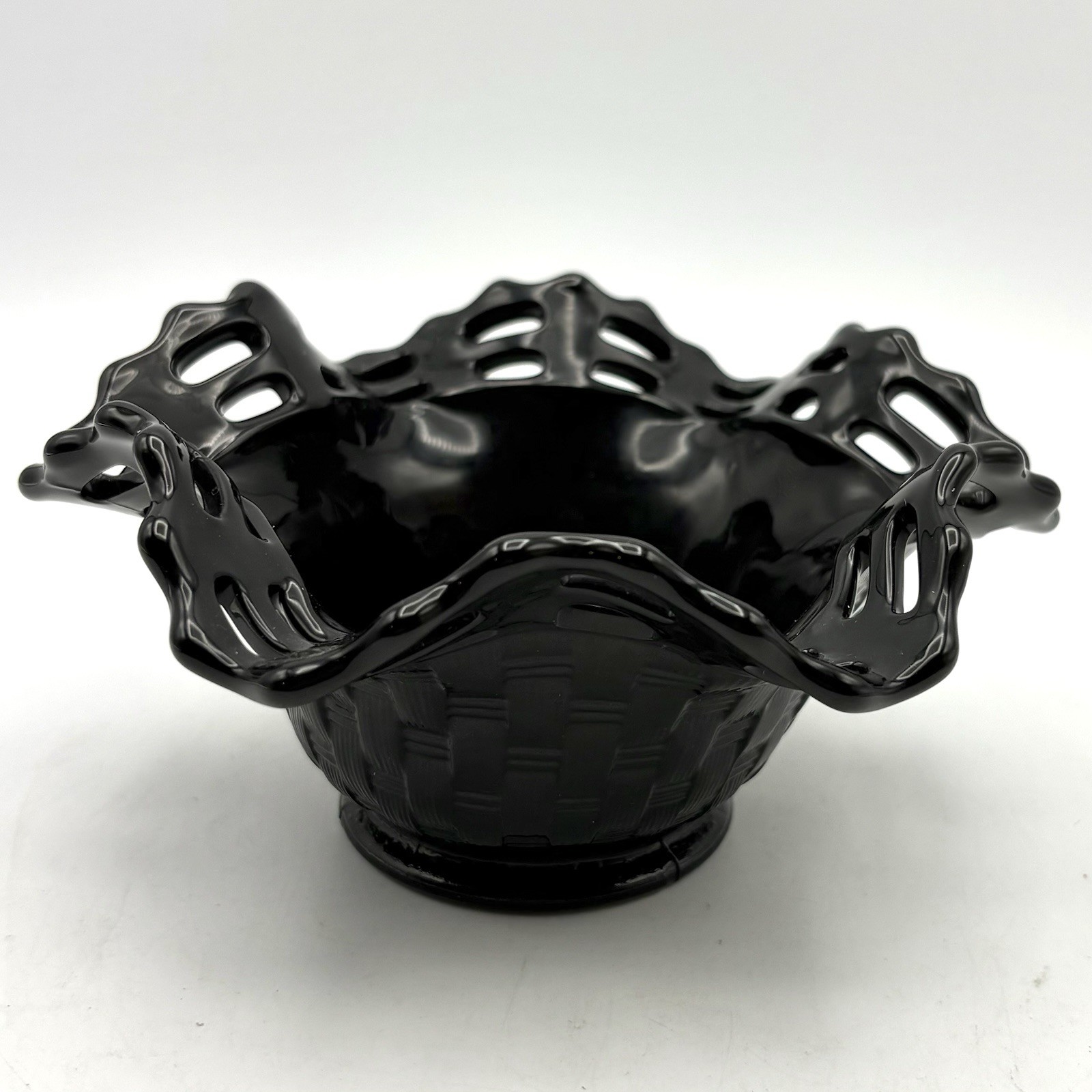 Vtg Fenton Black Amethyst Glass Basket Ruffled Reticulated Edge Weave Pattern Vtg Fenton Black Amethyst Glass Basket Ruffled Reticulated Edge Weave Pattern