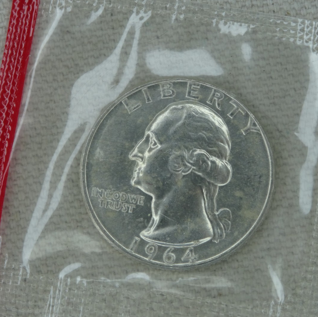 1964-D Washington Quarter US Mint Original Cello 90% Silver BU Uncirculated Coin 1964-D Washington Quarter US Mint Original Cello 90% Silver BU Uncirculated Coin