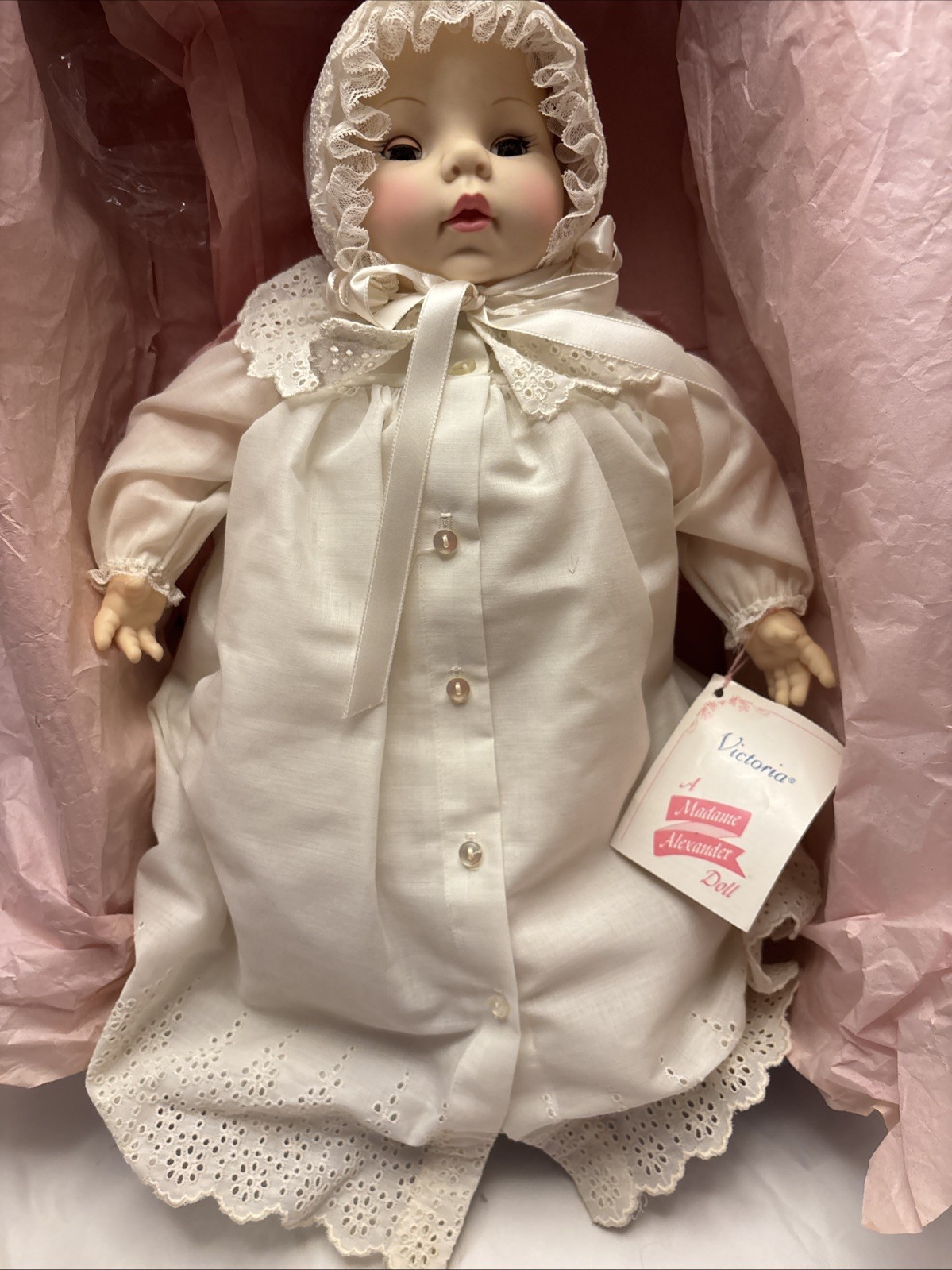 Vintage 1975 Madame Alexander #3760 Victoria Doll w/ Tag/Original Box & Clothing