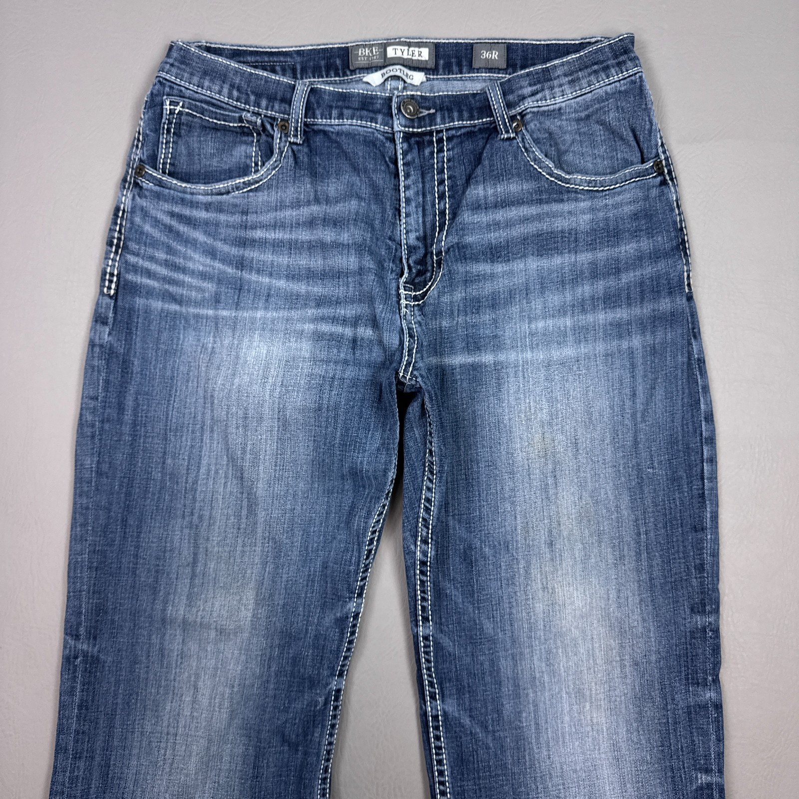 BKE Jeans Mens 36x32 Blue Tyler Bootcut Buckle Pants Faded Stretch Embroidery