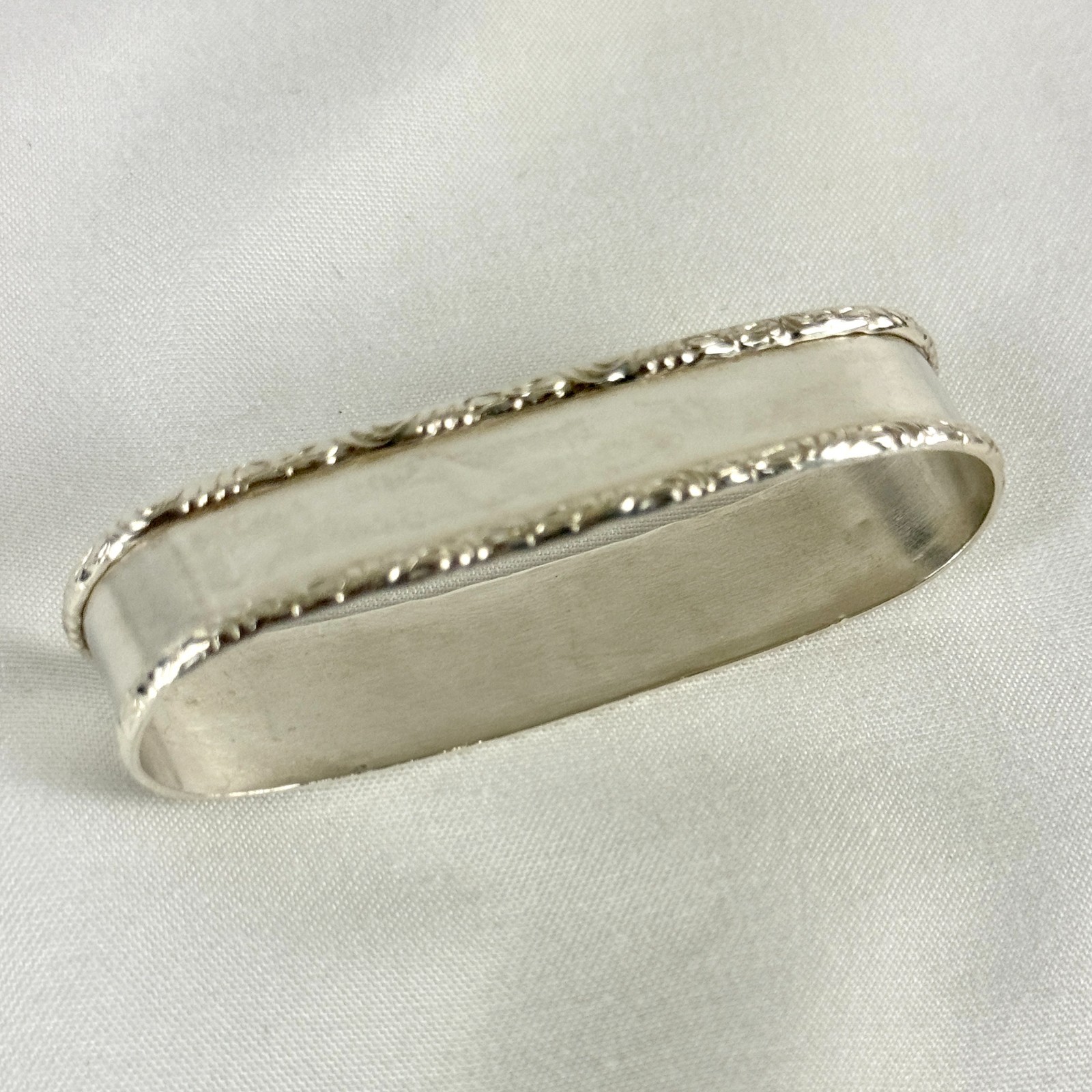 Vtg 1951 Sterling Napkin Ring Lunt Silver William and Mary Oblong No Monogram