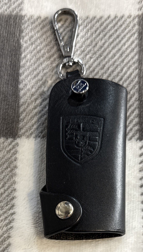 Porsche Crest Keychain Leather Cover Set Car Collection Original Official item Porsche Crest Keychain Leather Cover Set Car Collection Original Official item