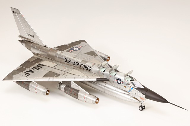 Calibre Wings 1/72 B-58A Hustler #59-2458 Weathered Finish USAF 43rd BW, 65th