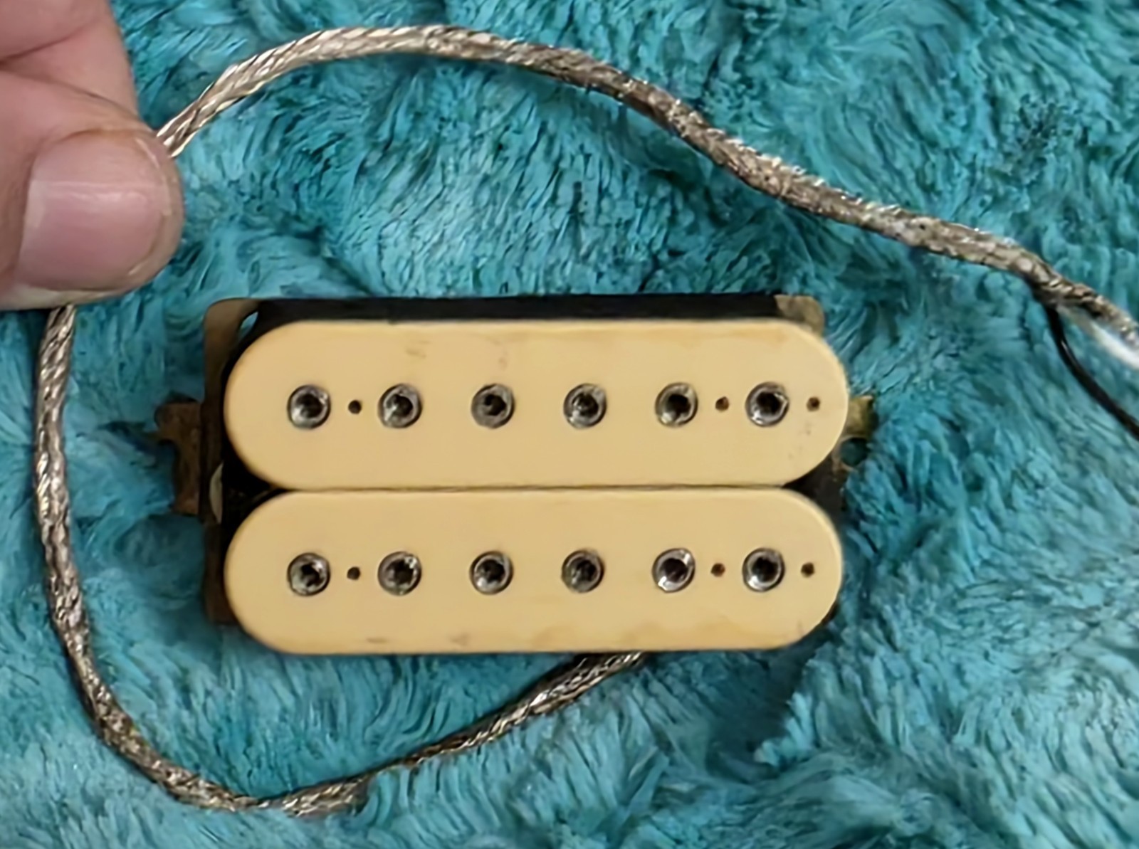 Vintage \'70s Dimarzio DP-100 Super Distortion Humbucker - Guitar Pickup - Creme