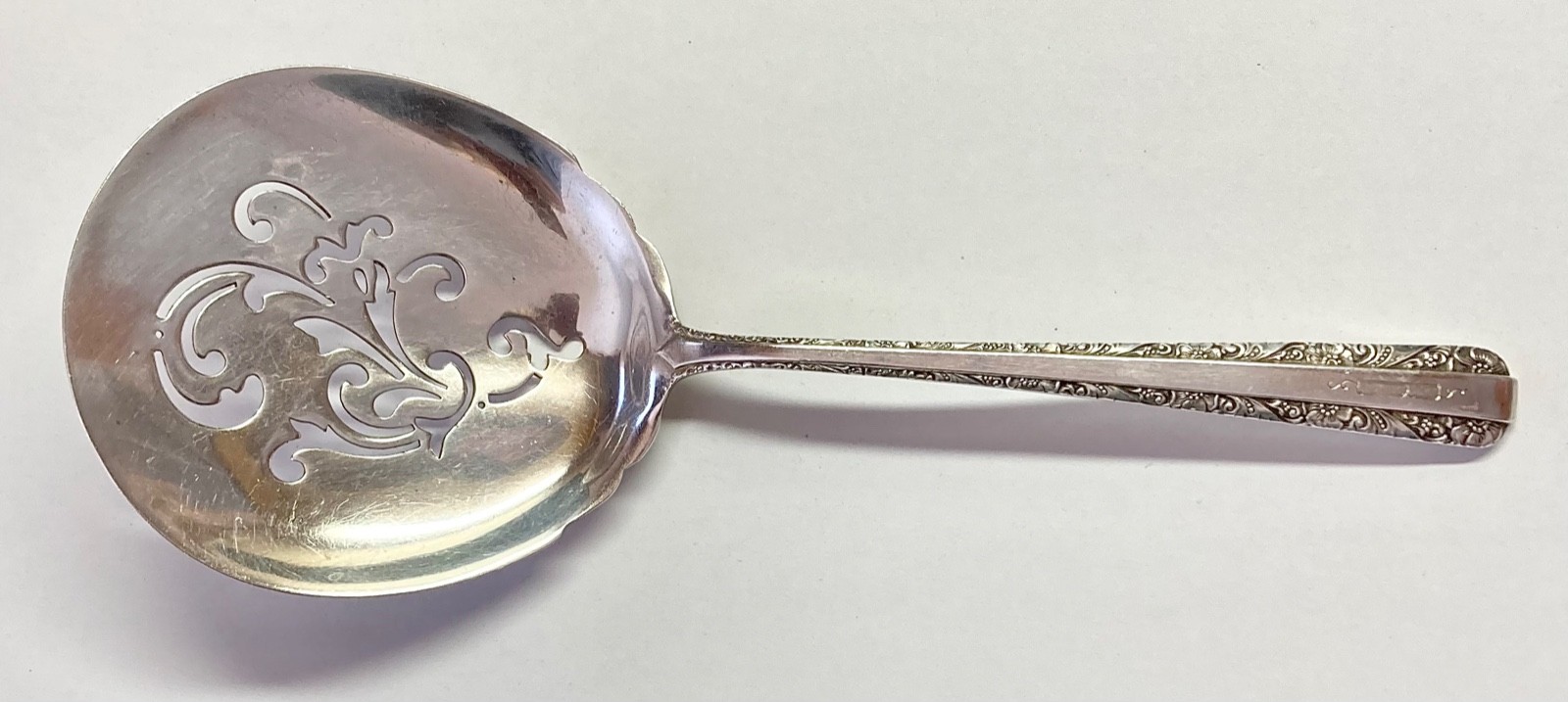 Vintage Candlelight by Towle sterling silver tomato server, fancy piercing, 1934