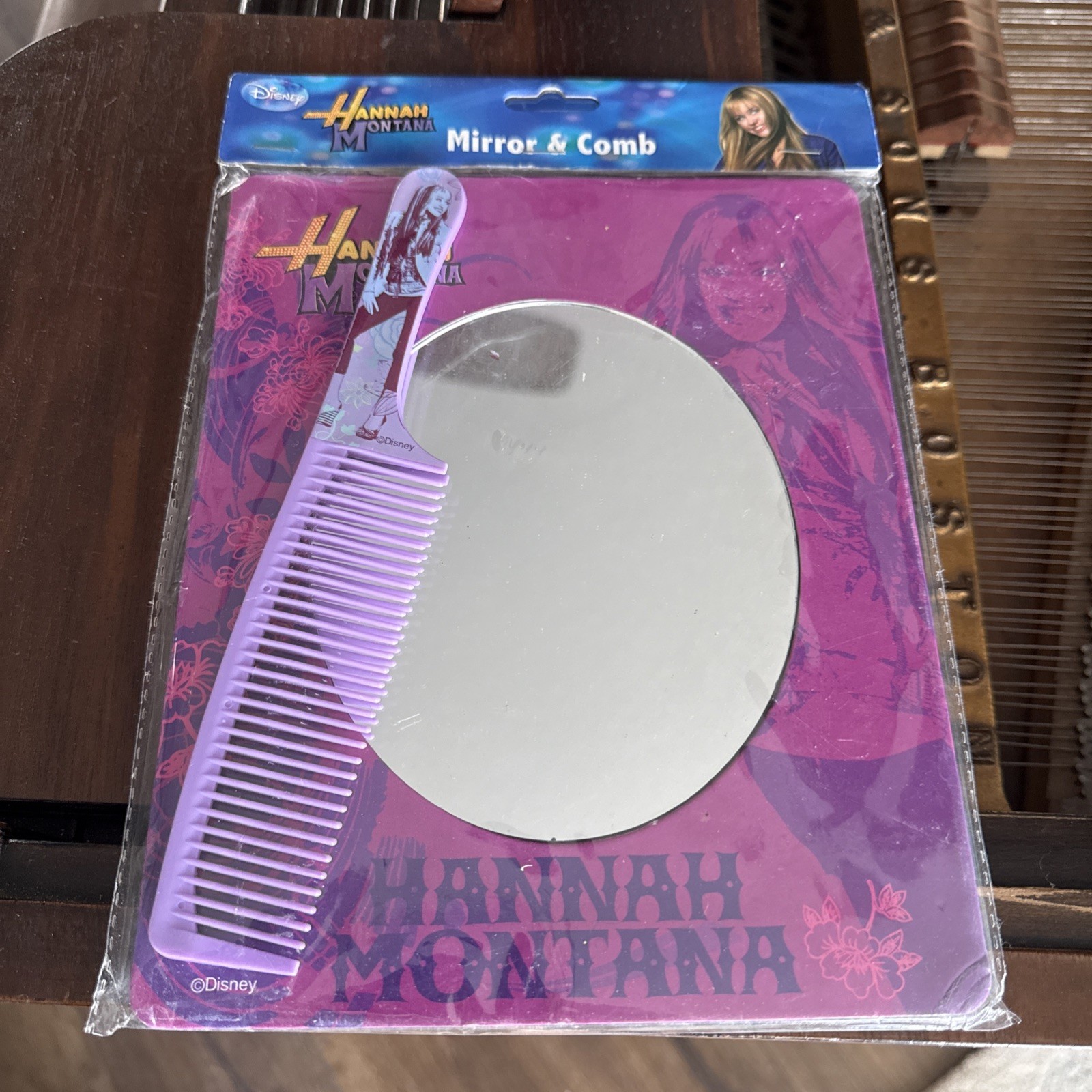 NEW Disney Hannah Montana Mirror Frame & Comb Set Miley Cyrus Pink Y2K 2000s