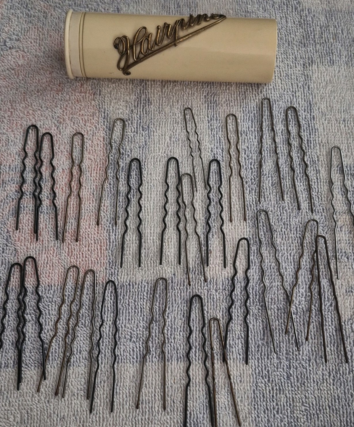 Vintage U shape Hair Pins Lot with plastic holder.   circa 1940s or 50s