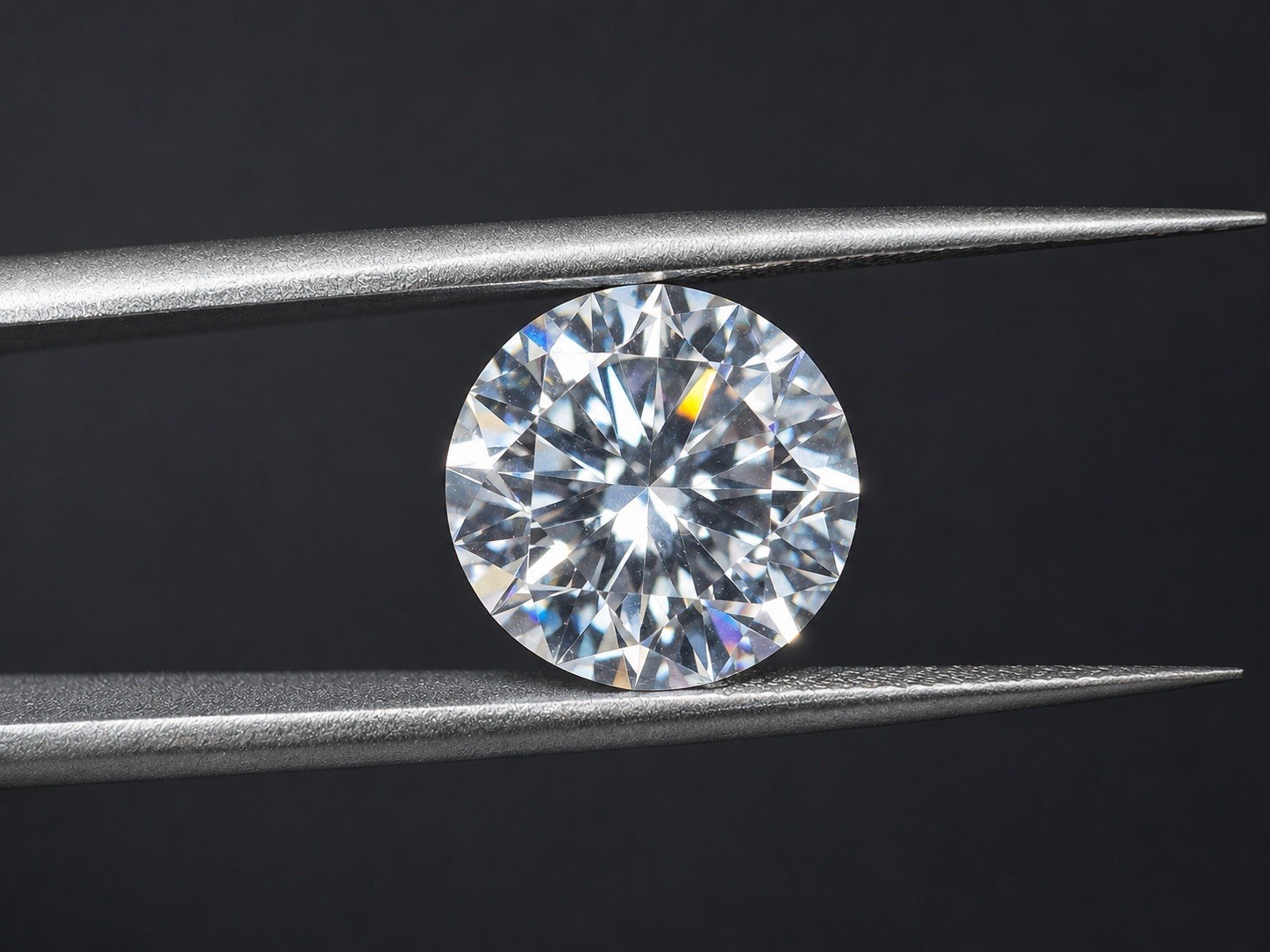 5.00 Ct IGI Certified Lab Grown Diamond – Round Brilliant E VS1 Ideal Cut