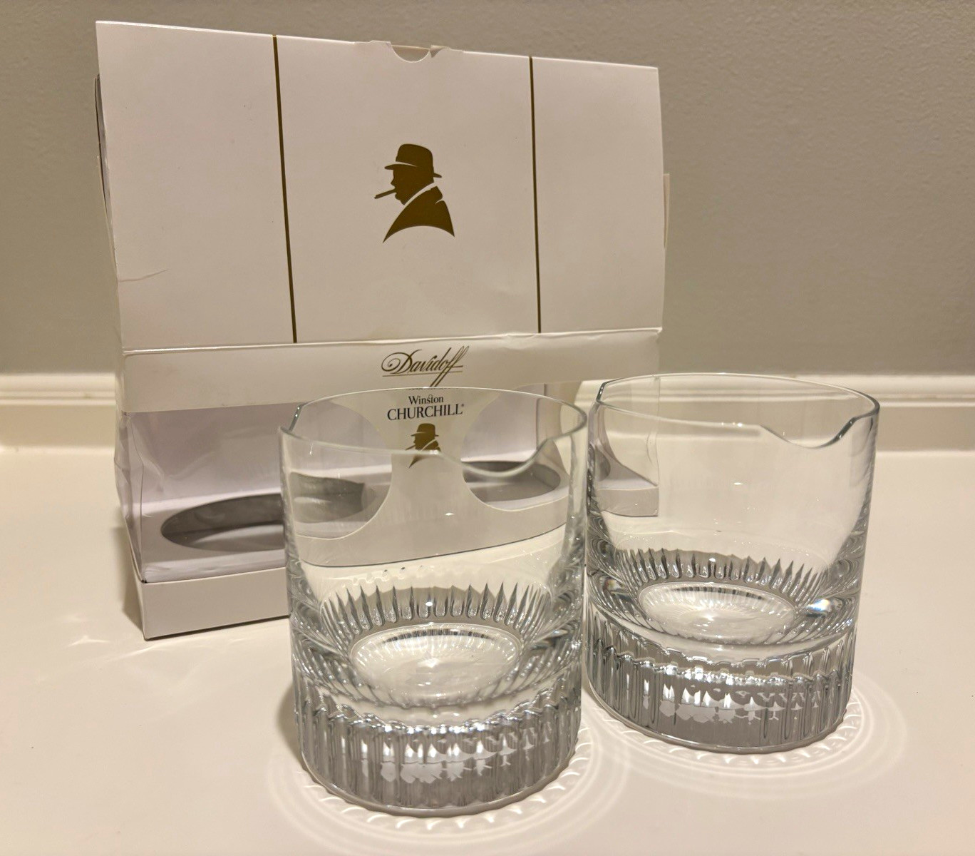 Davidoff Winston Churchill cigar spirits glass Set of 2