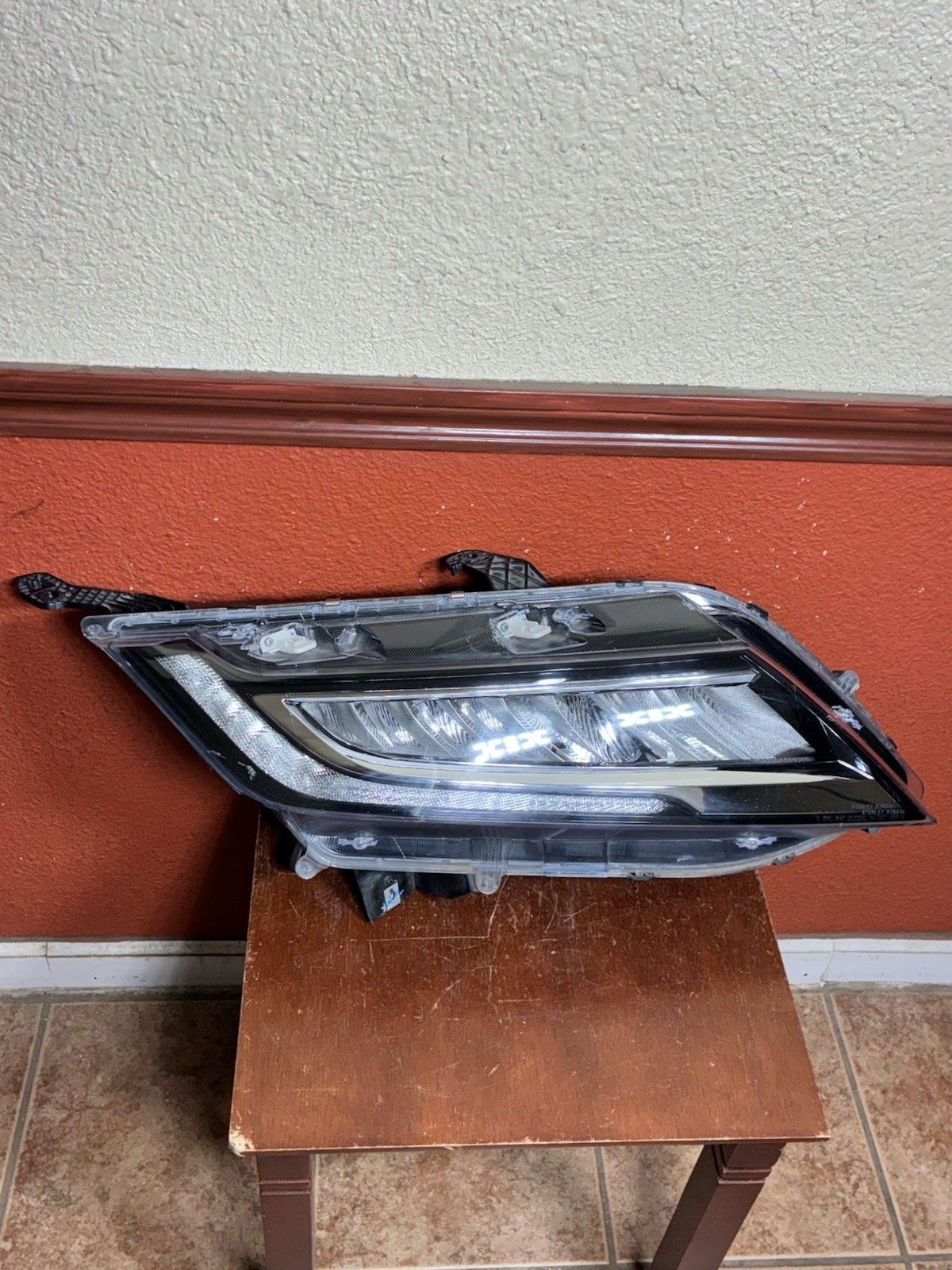 OEM Perfect 2018-2020 Honda Odyssey PASSENGER RH LED Headlight 33100-THR-A21