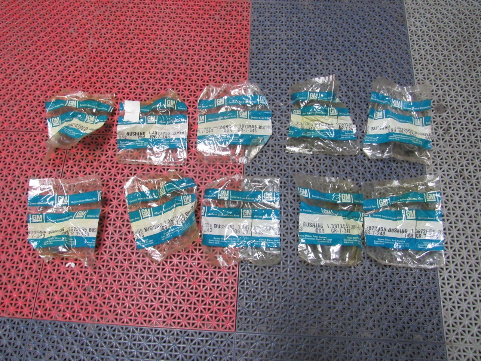 1965-1982 Corvette NOS GM 3872955 Rear Stabilizer Link Bushings Set of 10