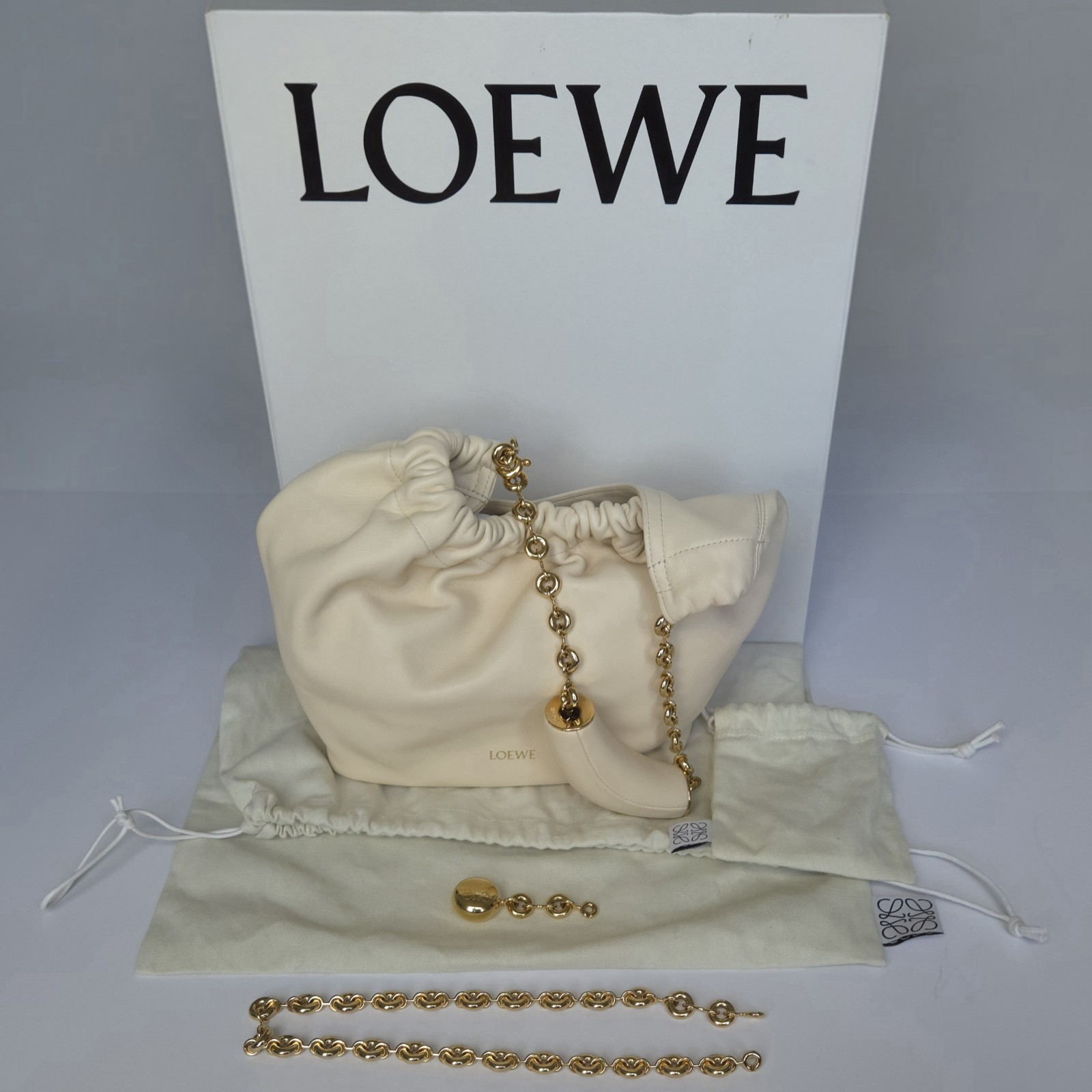 Loewe Cream Lambskin Leather Small Squeeze Bag Loewe Cream Lambskin Leather Small Squeeze Bag