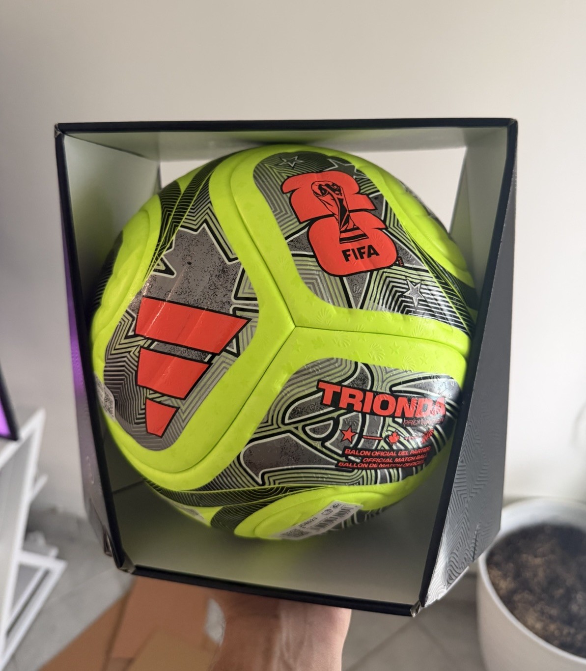 Adidas Trionda Official Match Ball World Cup Winter HI VIZ LIMITED Edition RARE Adidas Trionda Official Match Ball World Cup Winter HI VIZ LIMITED Edition RARE