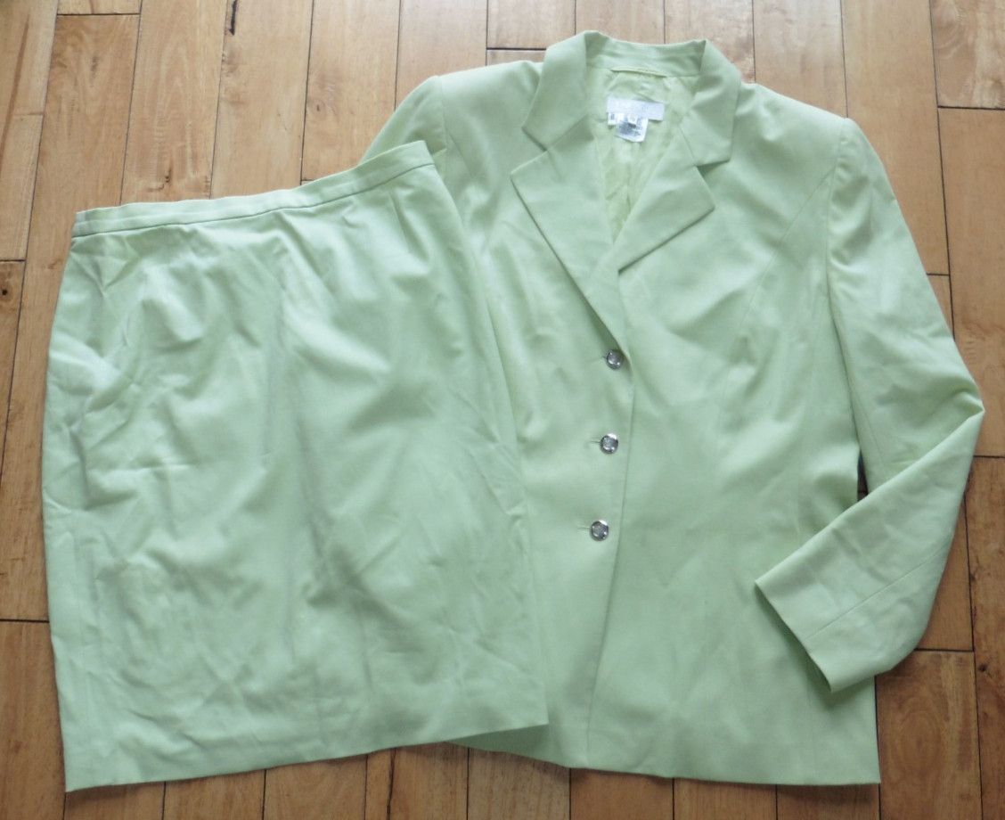 Escada Margaretha Ley Vintage Green 90\'s Y2K Wool Blazer Jacket Skirt Suit L Escada Margaretha Ley Vintage Green 90\'s Y2K Wool Blazer Jacket Skirt Suit L