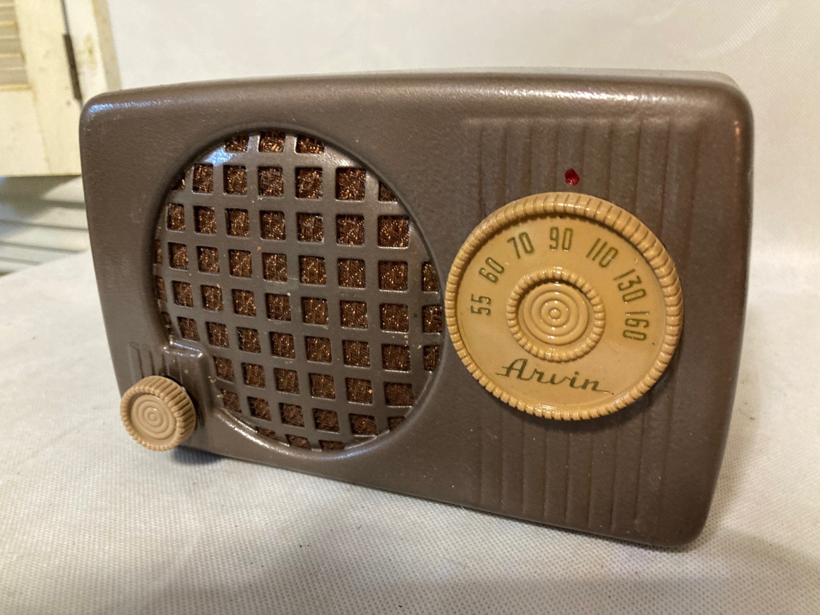 Vintage MCM 1950 Arvin Radio 440-T Now Bluetooth Metallic Bronze COOL