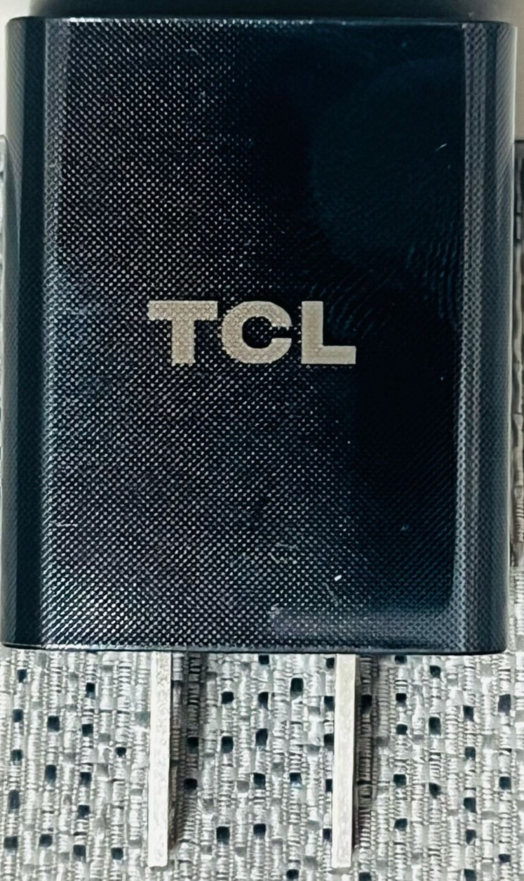 LOT 25 TCL (5V/1A) Single USB Port Wall Charger Travel Adapter - Black (UC11US) LOT 25 TCL (5V/1A) Single USB Port Wall Charger Travel Adapter - Black (UC11US)
