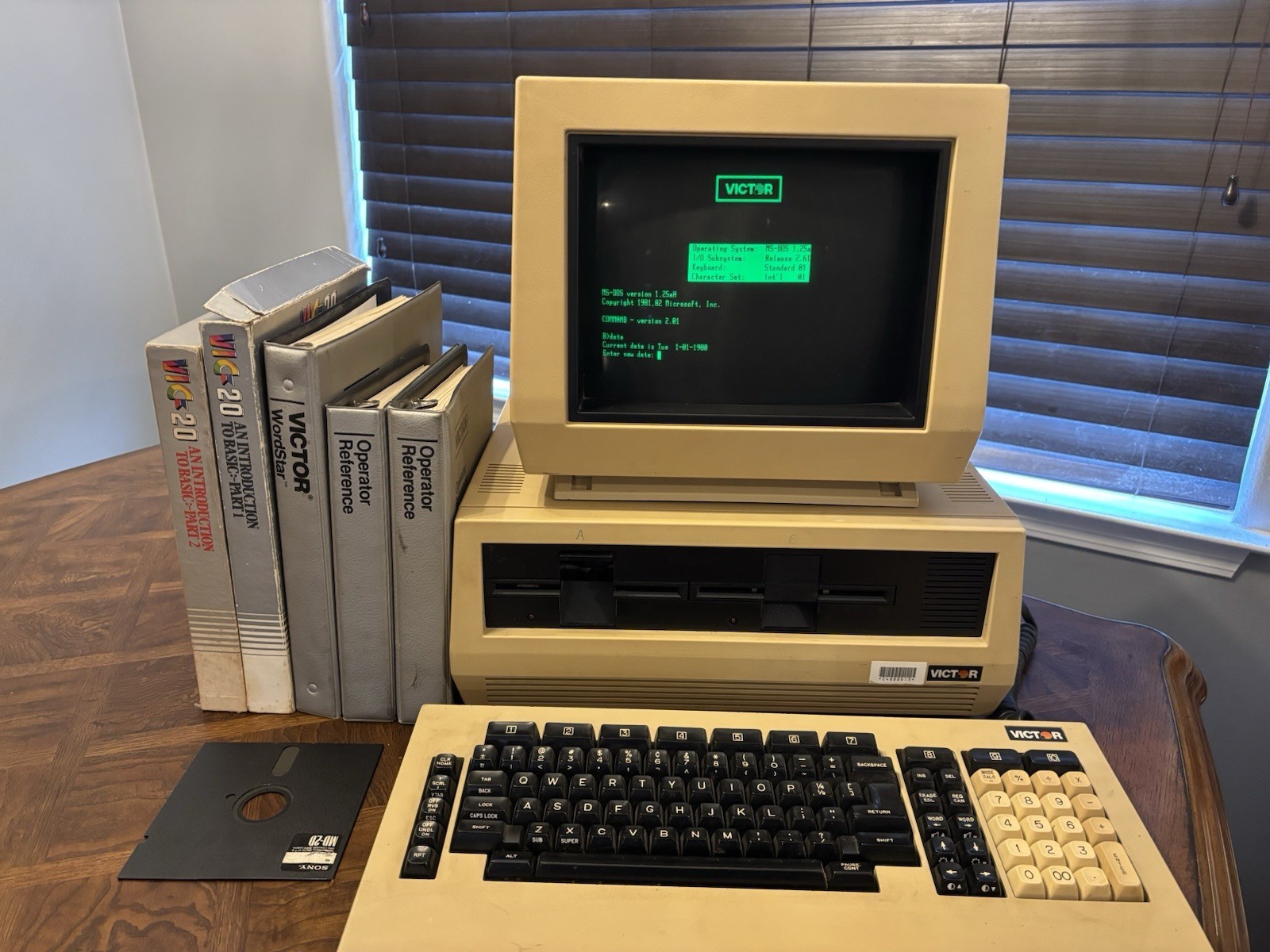 Vintage Victor 9000 Computer System-Rare Vintage-READ NOTES
