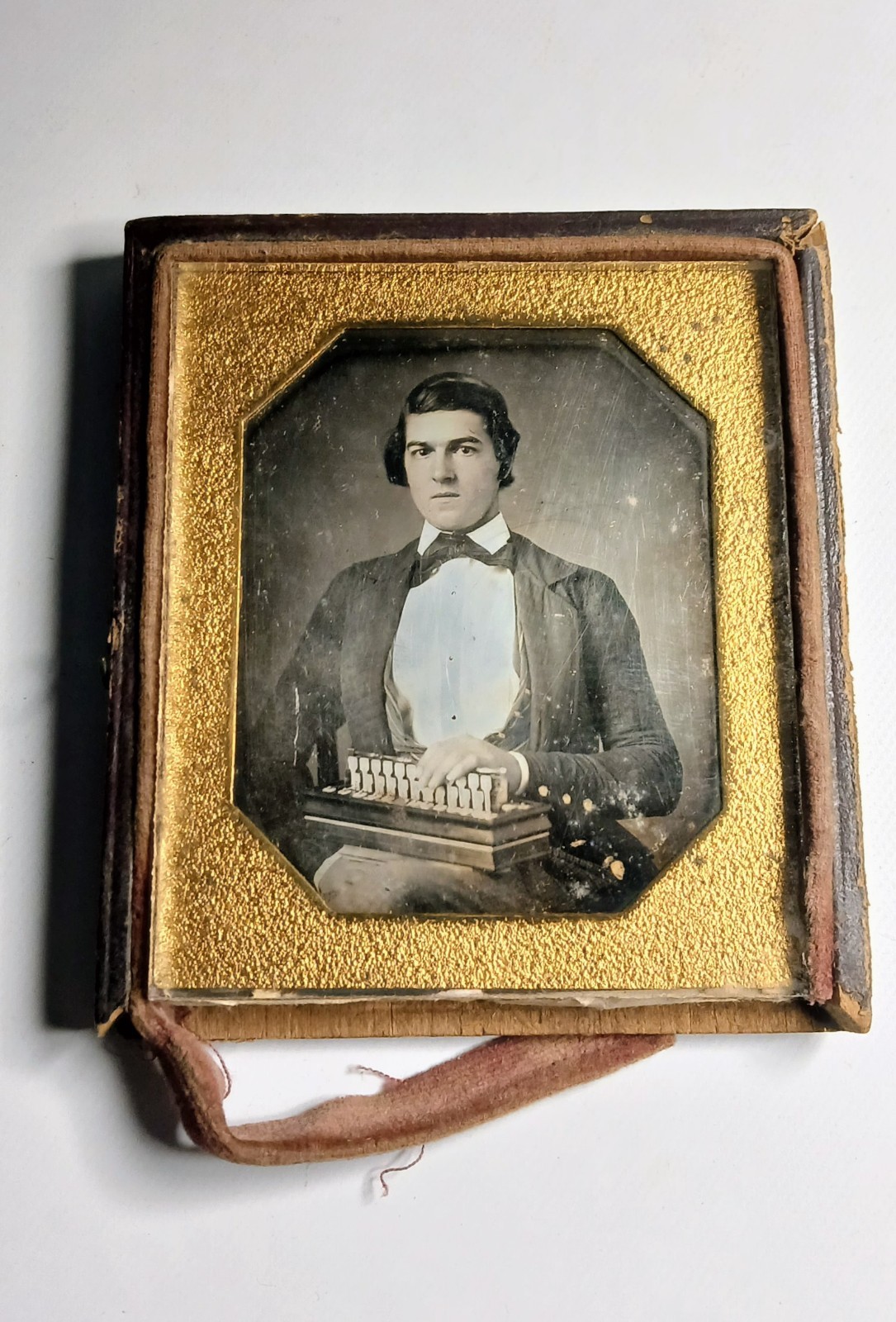 Early Original Antique 6 Plate Glass Daguerreotype Man Accordion Flutina Music Early Original Antique 6 Plate Glass Daguerreotype Man Accordion Flutina Music