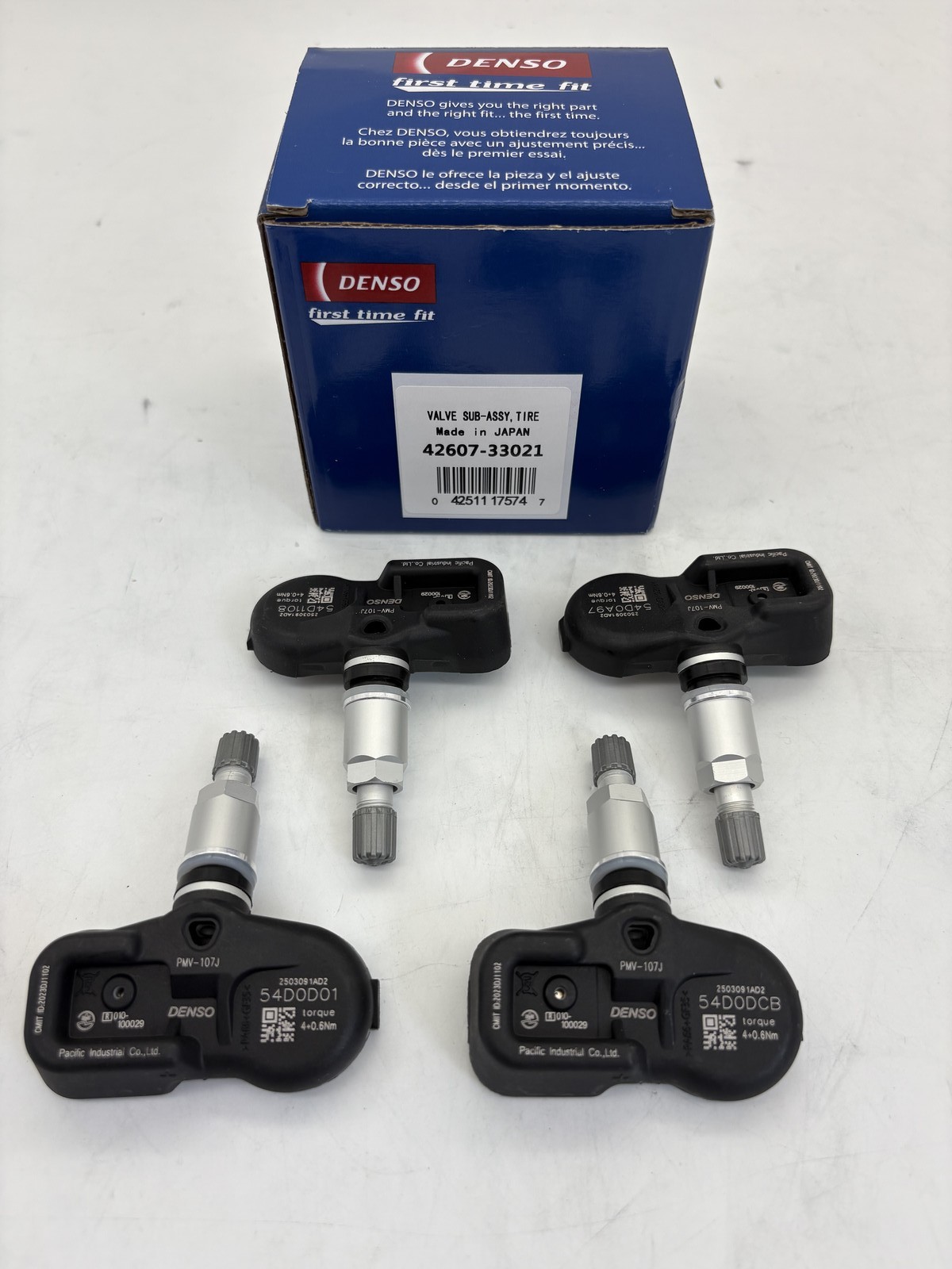 4X TPMS For Toyota Lexus TIRE PRESSURE MONITOR SENSOR 42607-33021 PMV-107J Denso