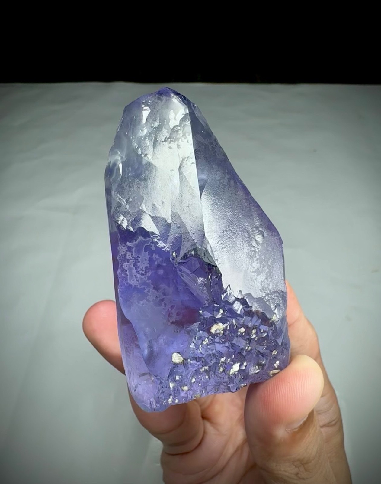 Natural Gem quality blue kunzite crystal from Afghanistan Natural Gem quality blue kunzite crystal from Afghanistan