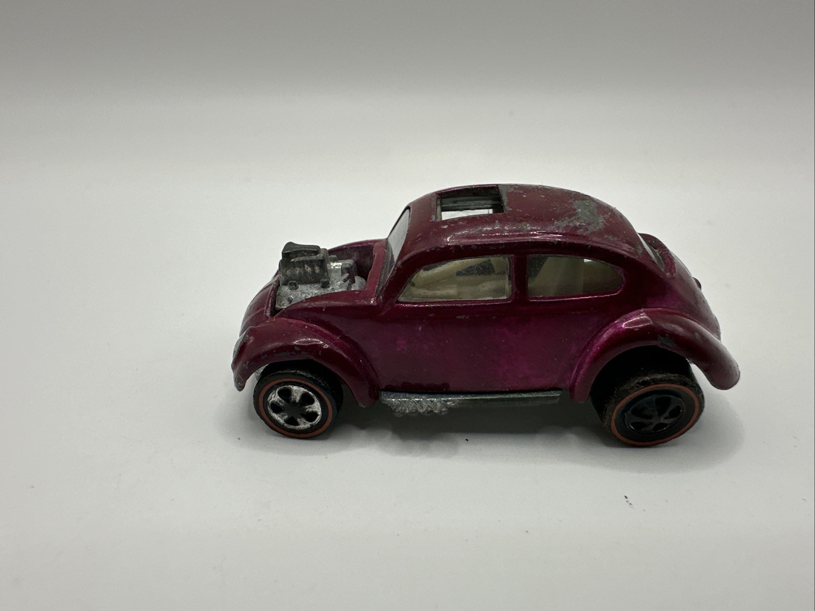 Vintage 1967 Hot Wheels Redline Custom Volkswagen VW Bug Magenta  U.S