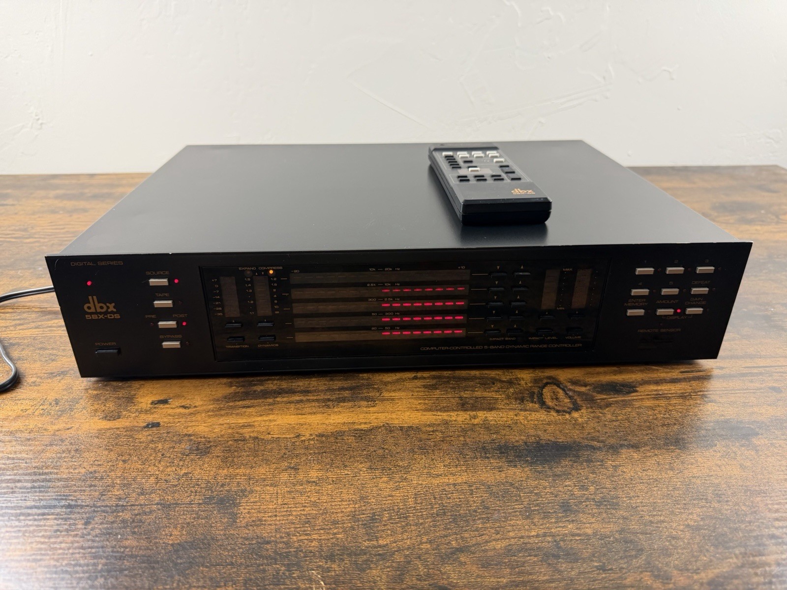 Rare Vintage DBX 5BX-DS 5 Band Range Controller EXCELLENT WORKING WITH REMOTE