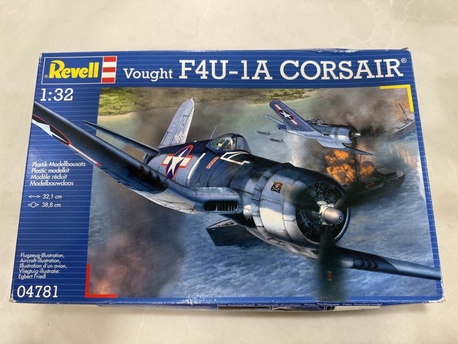 Revell Vought F4U-1A Corsair 1:32 #04781 - Revell Vought F4U-1A Corsair 1:32 #04781 -
