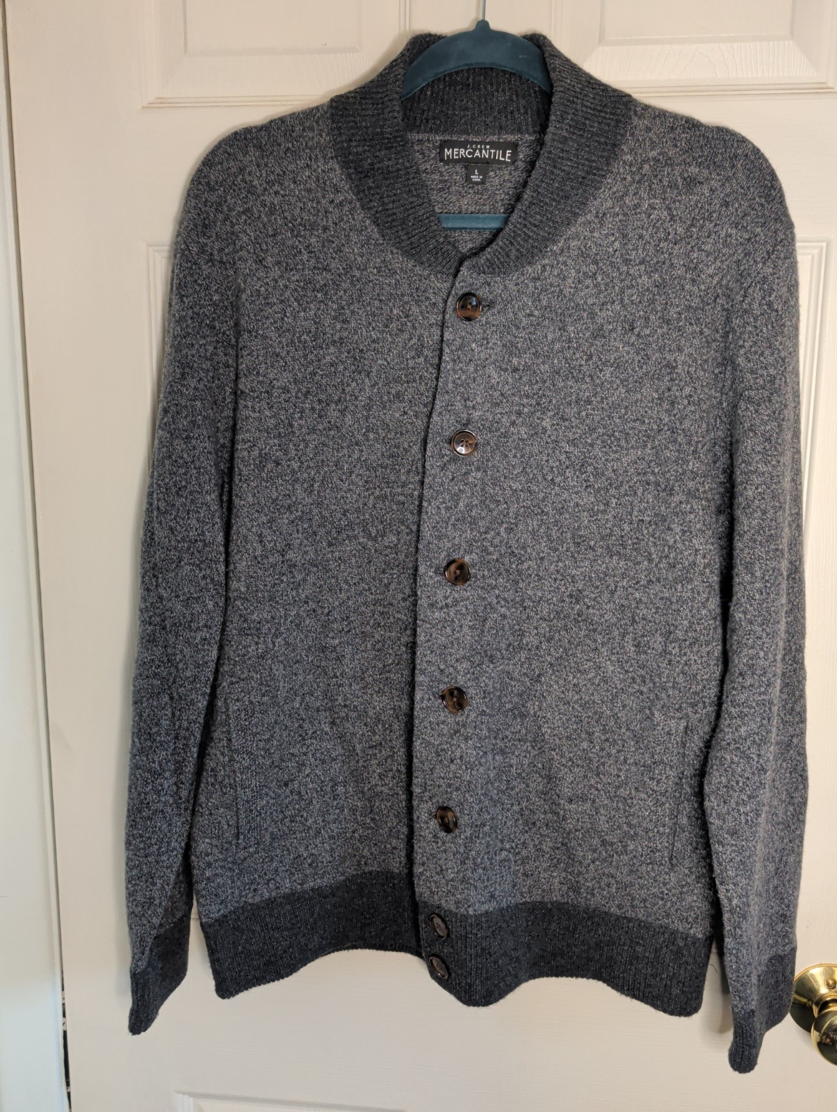 J.Crew Men’s L 100% Lambswool Cardigan Sweater Jacket Gray Button Front Varsity J.Crew Men’s L 100% Lambswool Cardigan Sweater Jacket Gray Button Front Varsity