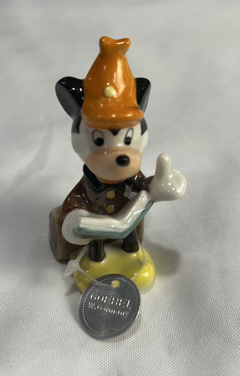 Vintage Goebel Disney Mickey Mouse Porcelain Figurine w/ Original Tag Retired Vintage Goebel Disney Mickey Mouse Porcelain Figurine w/ Original Tag Retired