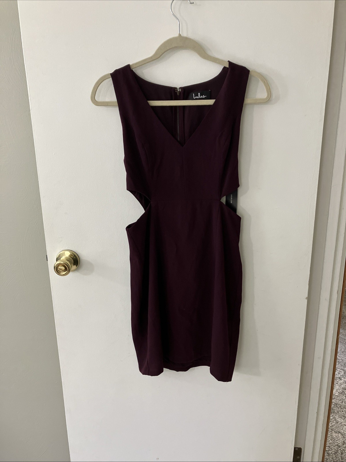 Lulus NWT Backstage Pass Plum Purple Sleeveless Side Cutouts Bodycon Dress Med