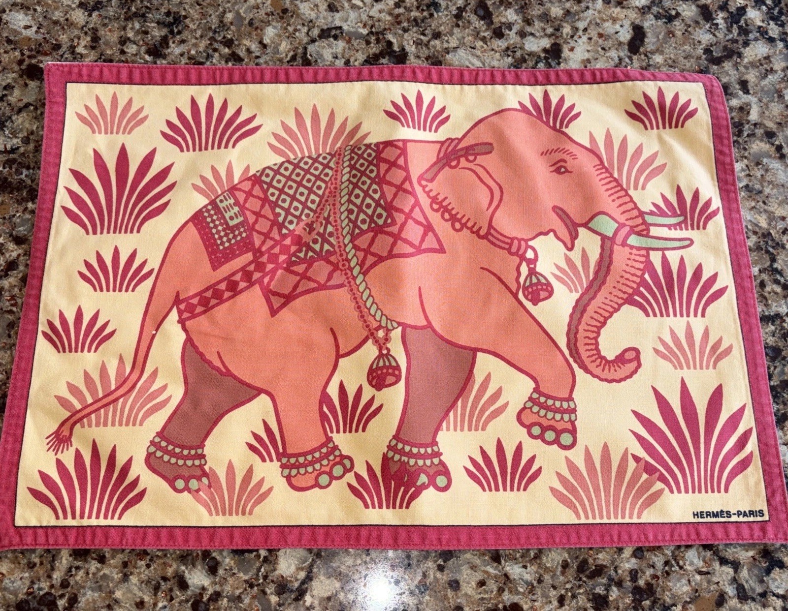 Rare Hermes-Paris 100% Cotton Placemat Vintage Hard To Find Rare Hermes-Paris 100% Cotton Placemat Vintage Hard To Find
