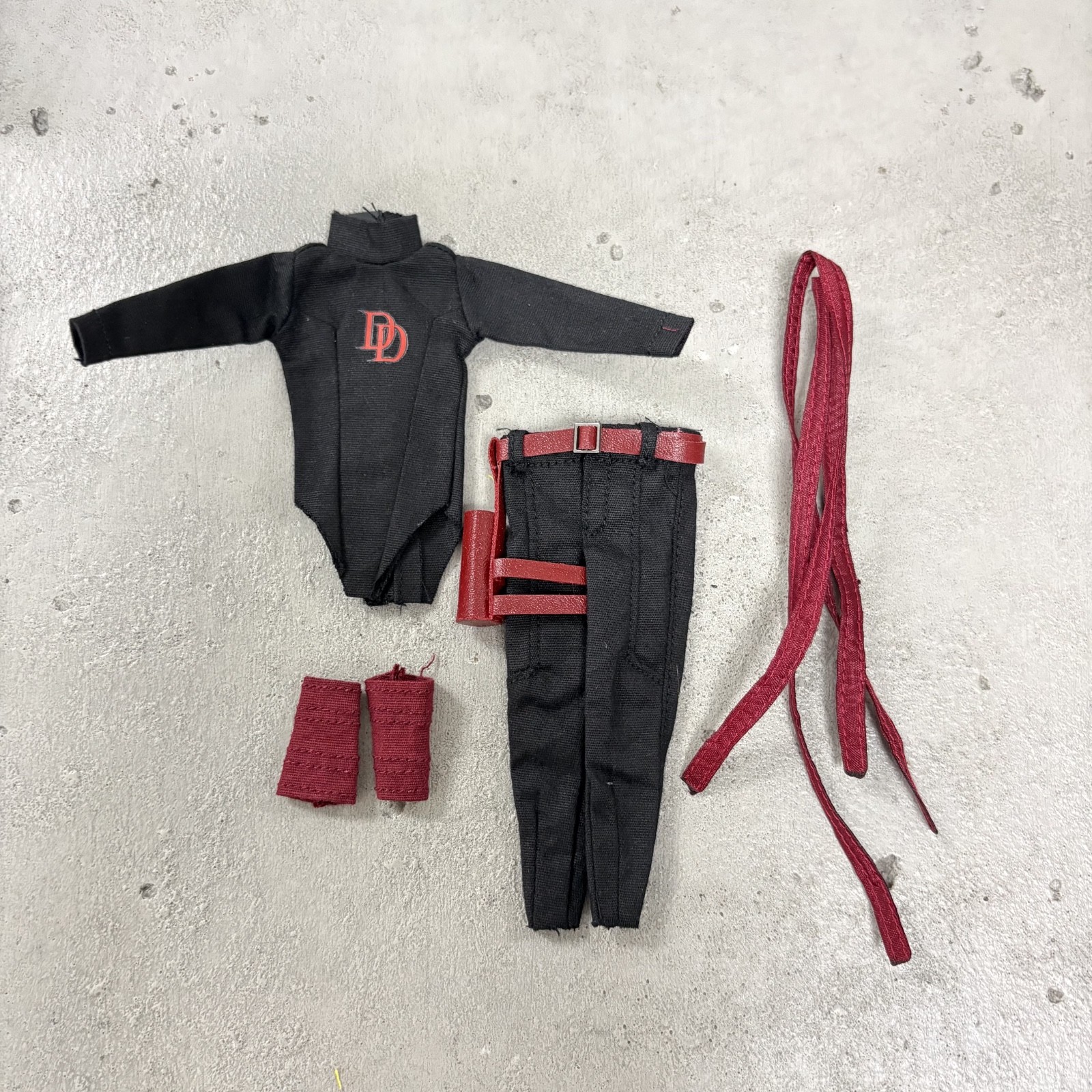 PB-DD-NW-BK: 1/12 Black Daredevil  Outfit Set for 6