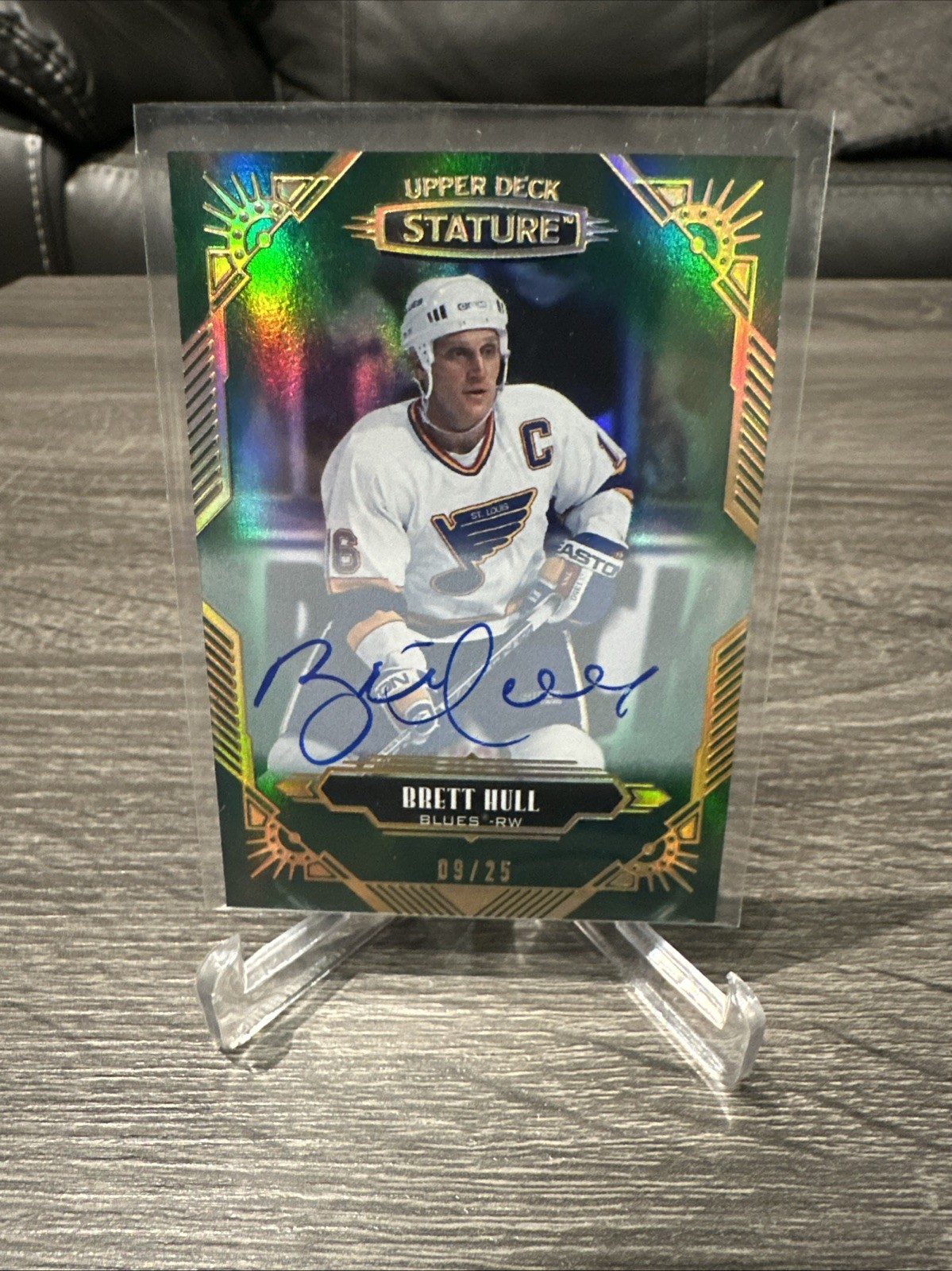 2020-21 Upper deck stature Brett Hull Green Auto /25 