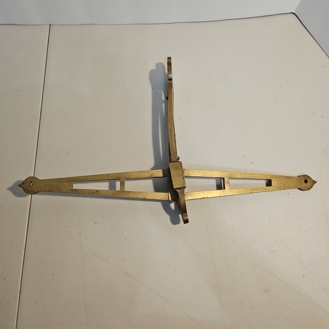 Antique W & T Avery Brass Balance Scale Birmingham Parts Antique W & T Avery Brass Balance Scale Birmingham Parts