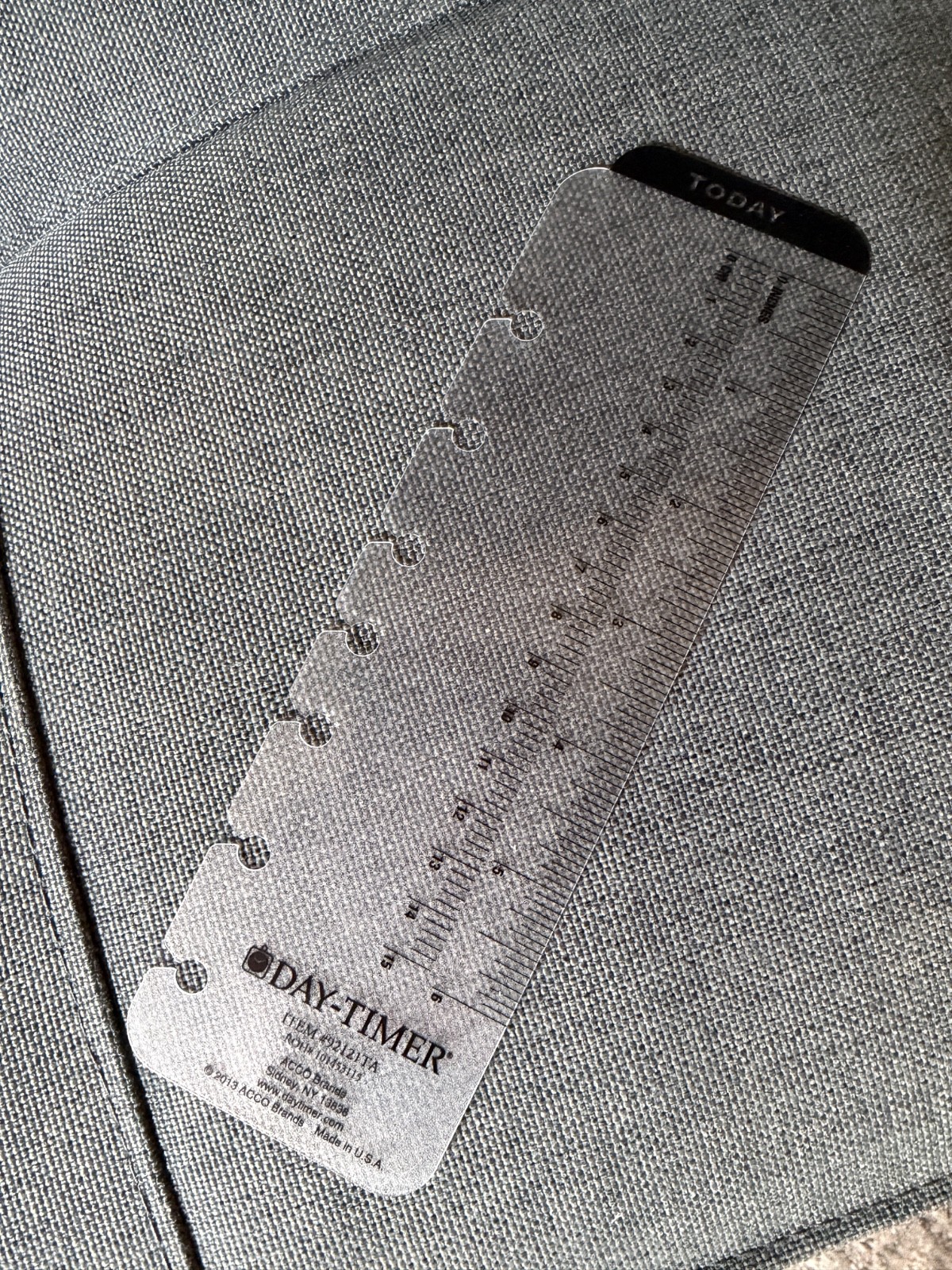 Day-Timer Today Page Locator Ruler Desk Size 5 1/2 x 8 1/2 7-Ring 92121TA