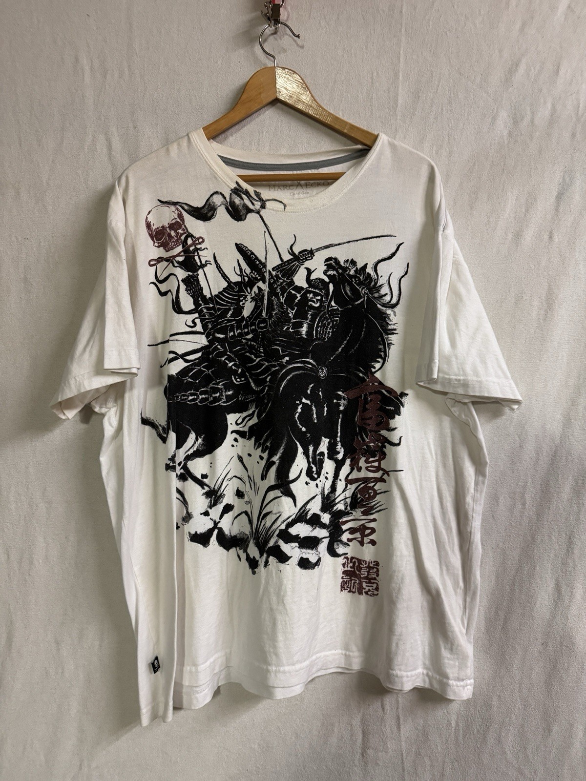 Marc Ecko Men’s XXL White Samurai Graphic Print Cotton Knit Crew Neck T-Shirt