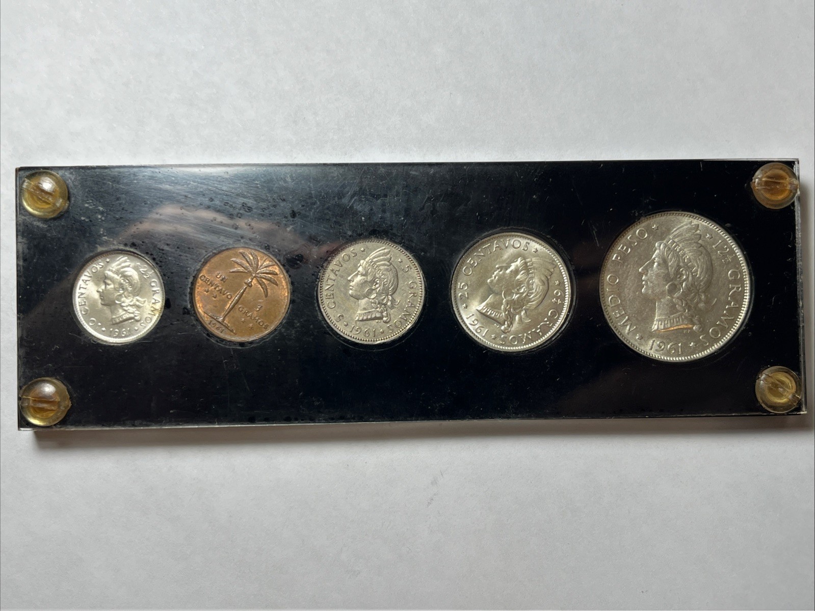 Set of 1961 Dominican Republic DR Coins in Plastic Holder, .6148 ozt total ASW