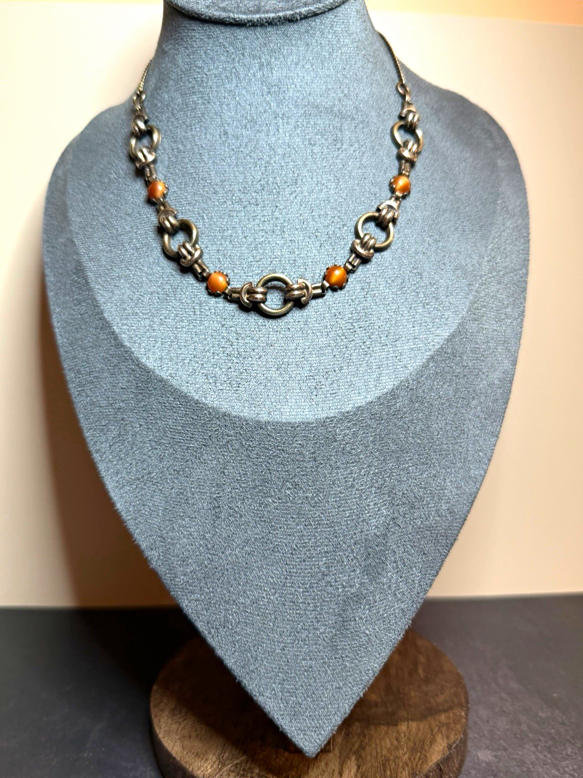 Vintage 1/20 12K Gold-Filled Orange Chatoyant Cabochon Panel Link necklace