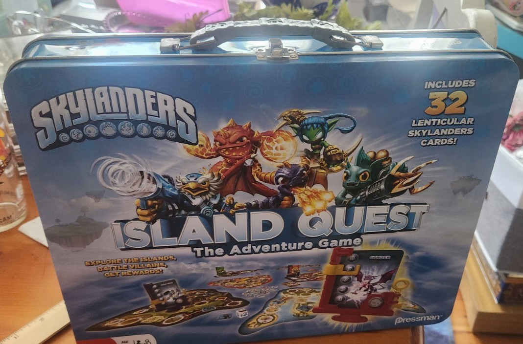 Pressman Toys Skylanders Island Quest Adventure Board Game Cards Activision Comp Pressman Toys Skylanders Island Quest Adventure Board Game Cards Activision Comp