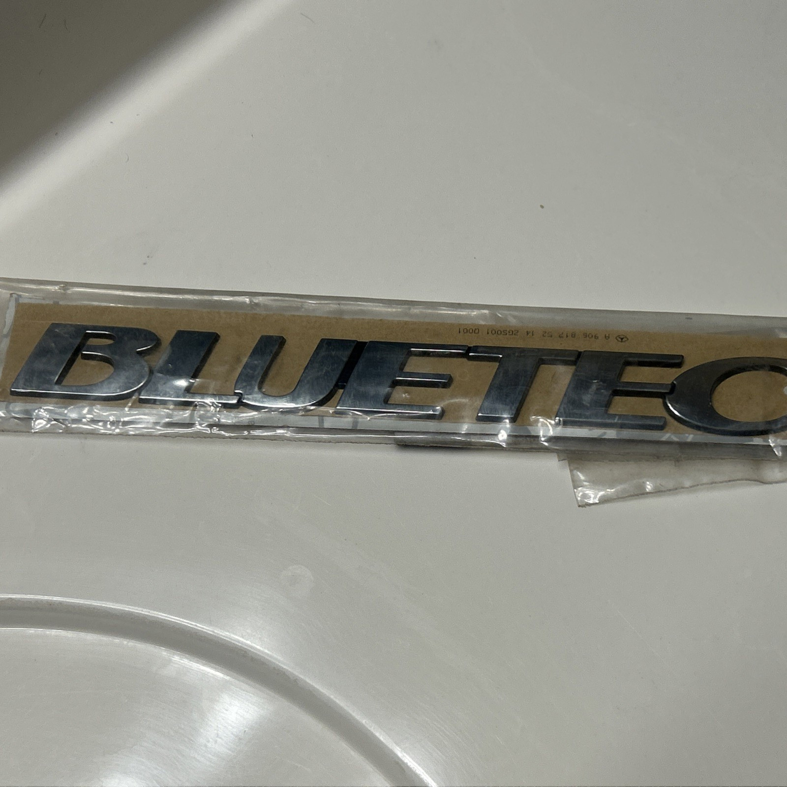 NEW OEM Genuine Mercedes Characters Lettering Emblem BLUETEC A906 817 52 14 NEW OEM Genuine Mercedes Characters Lettering Emblem BLUETEC A906 817 52 14