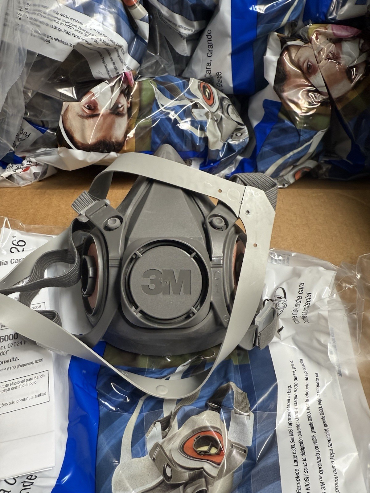 3M 6100 Small Half Facepiece Reusable Respirator Industrial Mask