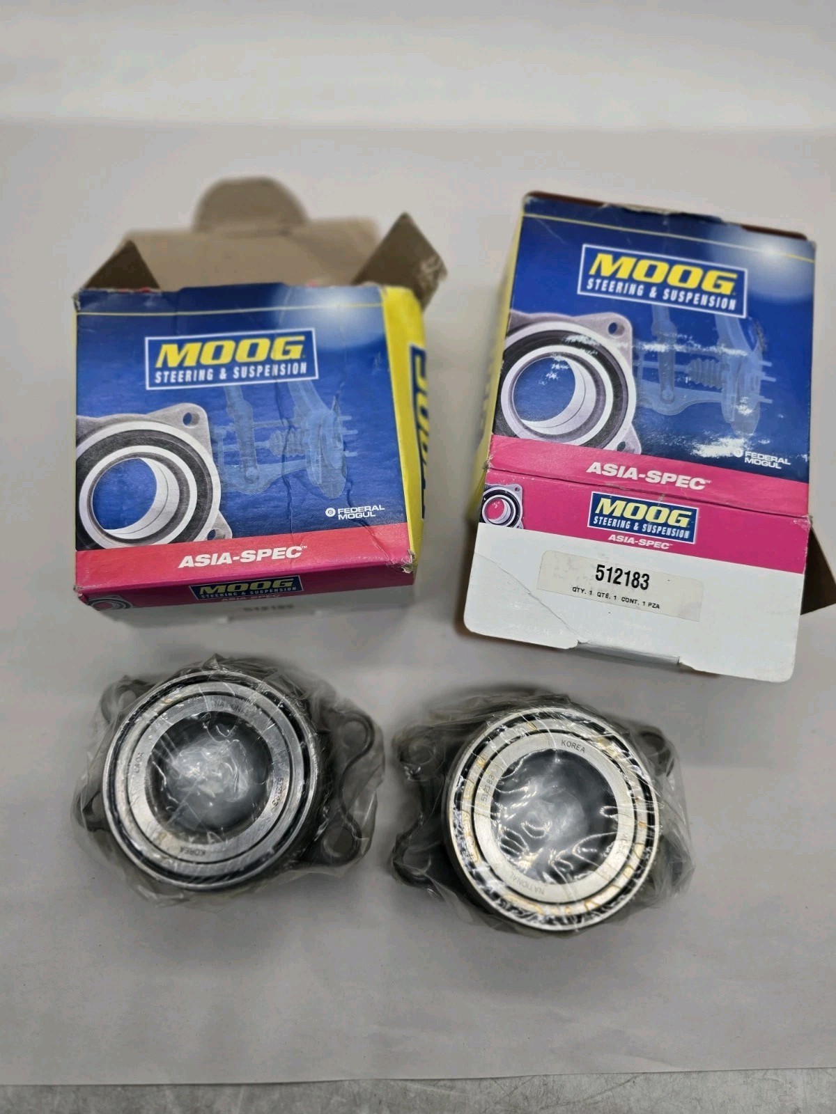 Pair (2) Wheel Bearing and Hub Assembly Moog / National 512183