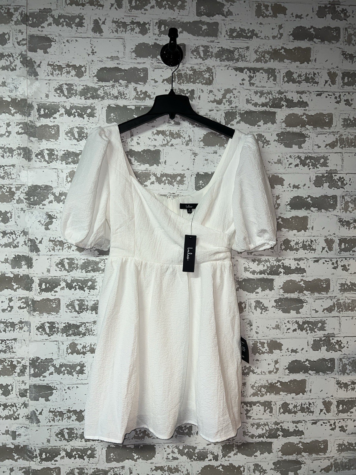 NWT Lulus Little Bit In Love Surplice Puff Sleeve Mini Dress - White Size M NWT Lulus Little Bit In Love Surplice Puff Sleeve Mini Dress - White Size M