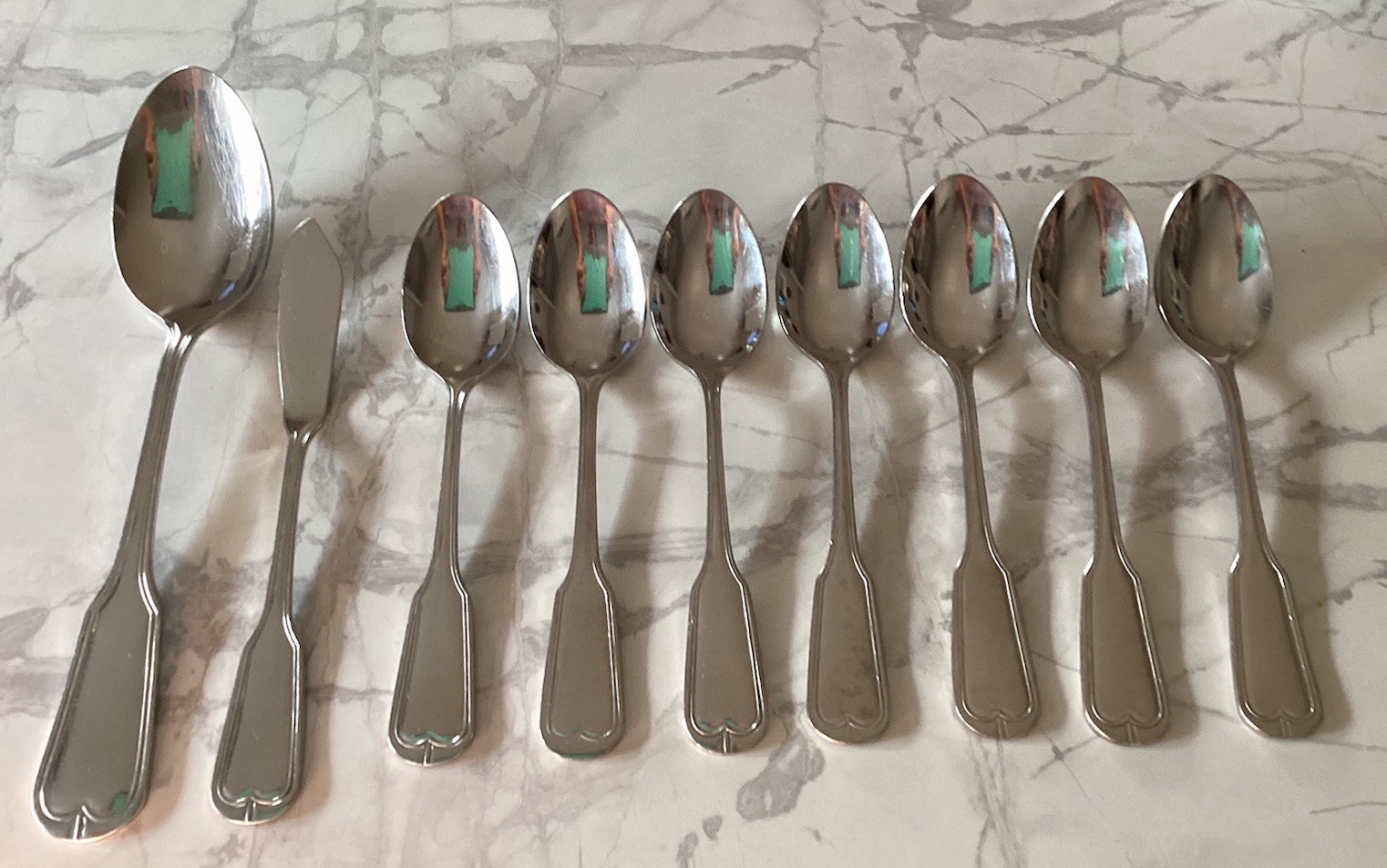 9 PC. WALLACE STAINLESS CONTINENTAL FIDDLE PATTERN - GLOSSY.