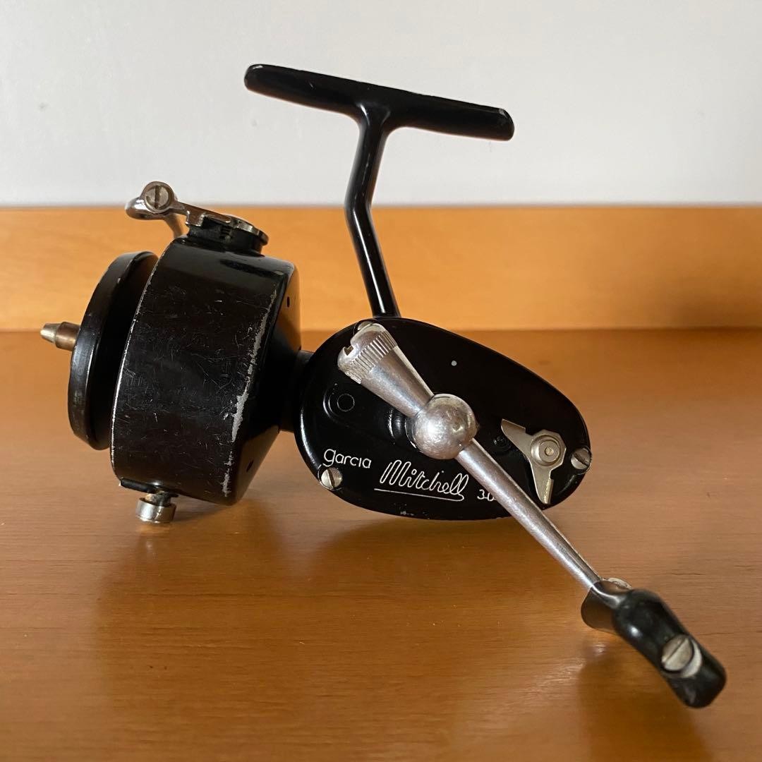 Garcia Mitchell 300 Vintage Spinning Reel Classic France Collectible