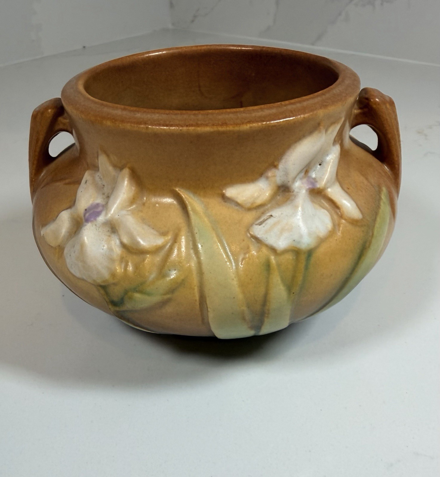 Vtg 1939 Roseville Iris 647-3 Tan Green Jardiniere Planter Bowl Art Pottery